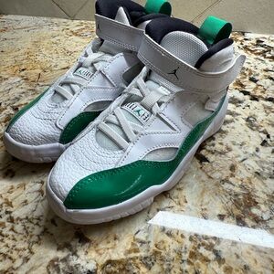 Air Jordan Jumpman basketball shoes